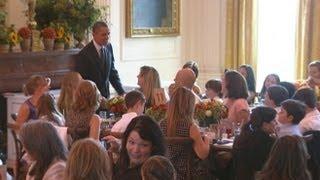 Michelle Obama Hosts Kids' 'State Dinner'