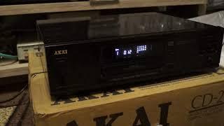 AKAI compact disc player CD 27 assembled in France 1993