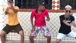 Meninos dançando brega funk parte 2 (final)