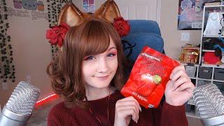 ASMR Crunchy Freeze Dried Apples (Mouth sounds, Binaural)