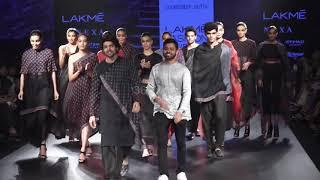 Gurmeet Choudhary Walks On Ramp For Soumyadeep Dutta As A Showstopper | Lakme Fashion Week 2018