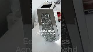 This vase will steal the spotlight 
