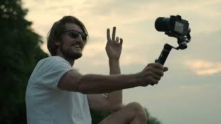 VLOGGER MAN RECORDING VIDEO OUTDOOR | FREE STOCK VIDEO FOOTAGE NO COPYRIGHT HD 4K