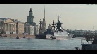 Нева.  Подготовка к параду в день ВМФ России.  22. 07. 24.