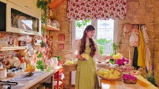 Искусство находить радость в простоте. Медленная жизнь в деревне | Сбор трав & шитьё