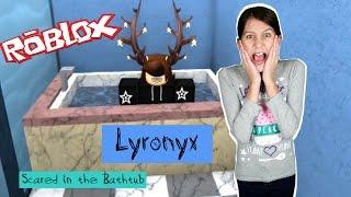 ACTUALLY SCARED in the Bathtub Lyronyx Roblox MM2