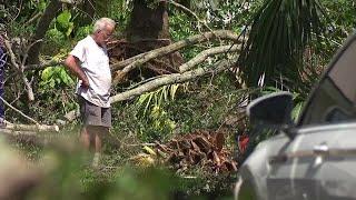 'ALMOST LIKE ARMAGEDDON': Vero Beach neighbors band together in cleanup efforts