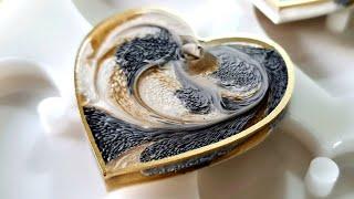 #1125 Incredible 'Feathery' Effects In These Gold, White And Grey Resin Heart Pendants