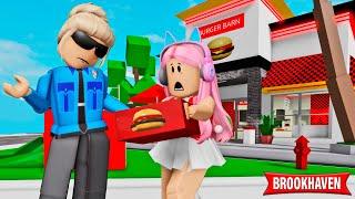 A POLICIA INVADIU MINHA HAMBURGUERIA NO BROOKHAVEN! Historinha Brookhaven RP - ROBLOX