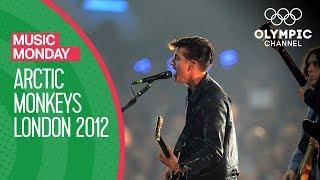 I Bet You Look Good on the Dancefloor - Arctic Monkeys live @London 2012 | Music Monday