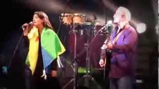 Libyan singer Dania Ben-Sassi and the Amazigh music legend Idir Paris. September 29, 2013