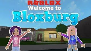 Roblox: Welcome to Bloxburg  / Janet and Kate