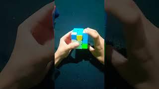 satisfying loop #rubikscube #teamcubicle #speedcubing #kewbix #cubber #cube #cuberdeep #puzzlecube