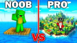 NOOB vs PRO: JJ and Mikey RAFT Survival Battle in Minecraft (Maizen)