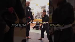 Тренер делает из мальчика мужчину!