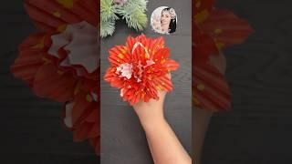Easy Craft Ideas! Paper Flowers with Just Cupcake Liners!