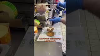 Как готовят чикенбурег в Макдональдсе