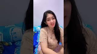 Aulia Fahma Lubis duduk aja