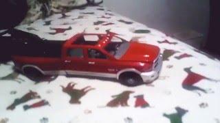 Video review of the: Ertl Big Farm RAM 3500 with gooseneck trailer and Case IH Scout