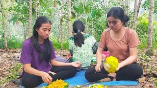 Gadis Dayak || Buat Lepet Peranggi di Pondok Hutan