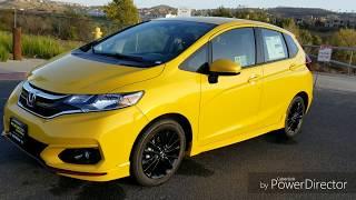 2018 Honda  Fit Sport review (the 2018 fit is bigger than you think!)