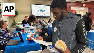 Applicants flock to Pennsylvania job fair