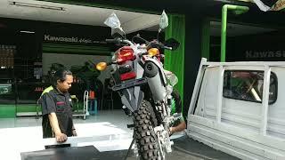 kirim lagi satu unit motor Kawasaki KLX 150 BF SE XTREME