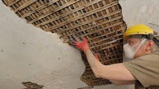 d 22-35 Injection. Reinforcement of old plaster on the shingle laths ceiling. Old house restoration.