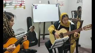 mahdis ahmadi guitar 