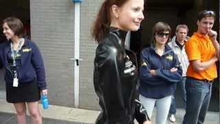 Latex Gridgirls: Wieteke - Oliepeil.nl