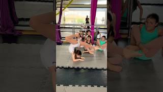 QUAL PASSO TE FAZ BRILHAR parte 3 #acrobatics #shortsviral #shortsfeed #shortsvideo @tiagre