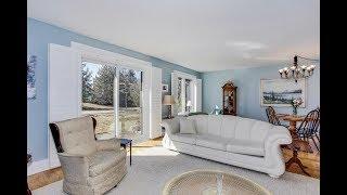Video walkthrough tour of a Cranberry Village Condo in Collingwood