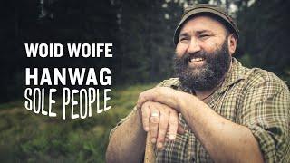 The wildlife whisperer - on an adventure hike with HANWAG SOLE PEOPLE 'Woid Woife'.