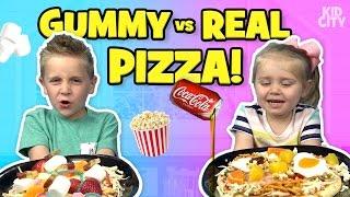 Little Flash and Ava play Gummy Food vs Real Food! (Pizza Edition)