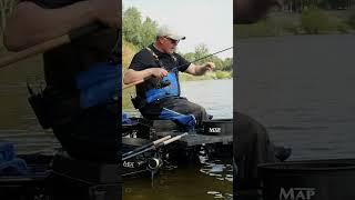 TOP TIP! Fishing a slack line on the feeder! #shorts #fishing #fishingvideo #carp #fishinglife