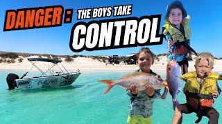 WE CANT EXPLAIN THS! RAW & PERSONAL - FISHING Ningaloo Western AUSTRALIA CATCH & COOK