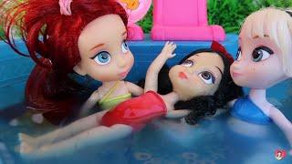 ¡Primer Día de Piscina con Tormenta!  | Princesas de Disney