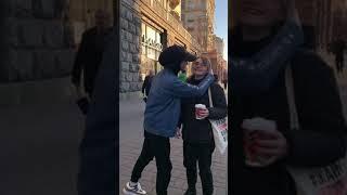 TikTok: KISS OR SLAP-ПОЦЕЛУЙ ИЛИ ПОЩЁЧИНА? (KISSING PRANK-TRENDS 2022)