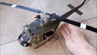 UH 1D HUEY GUNSHIP  1 32