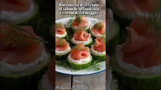 Bocconcini di cetriolo al salmone affumicato e crema di formaggio ​​