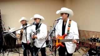 Luna Llena.-Conjunto Raza M