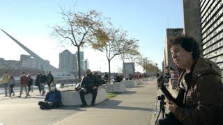 Amazing guitar performance in Buenos Aires streets - Damian Salazar