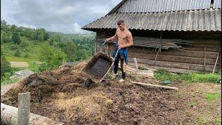 Трудная, но счастливая жизнь мальчика в горах