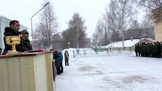 Владимир Костин поздравляет новобранцев