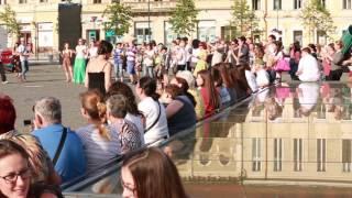 Flash mob ZORBA - Vino sa traiesti prin muzica si dans!