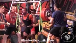 Alexey Nikulin Squat WRPF 345kg/760lbs @ U82.5 kg - Loses conscious!