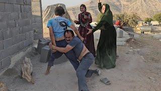 A young addict fights with his family over the loss of his wife and tries to get her back.