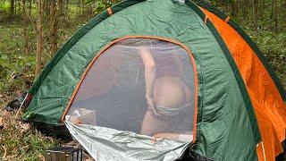 SOLO OVERNIGHT CAMPING IN THE RAIN - RELAXING IN THE TENT WITH THE SATISFYING SOUND OF NATURE - ASMR