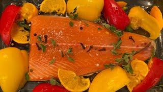 Запечённый лосось с перцами и апельсинами #лосось #запеченаярыба #salmon