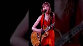 The 1 / wonderland mashup Taylor swift (Milan N1 Surprise Songs)